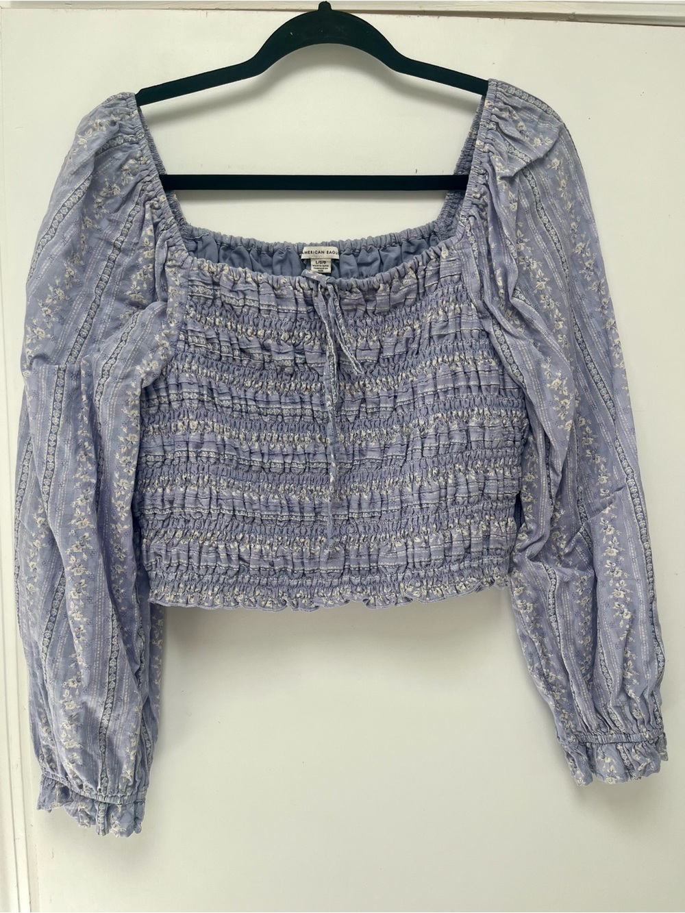 American Eagle Outfitters Lavender Smocked Floral Puff-Sleeve Crop Top